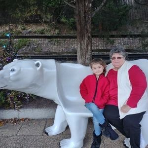 Meet your Posher, Jean